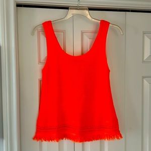 Size M coral color Lilly Pulitzer scoop next knit top
